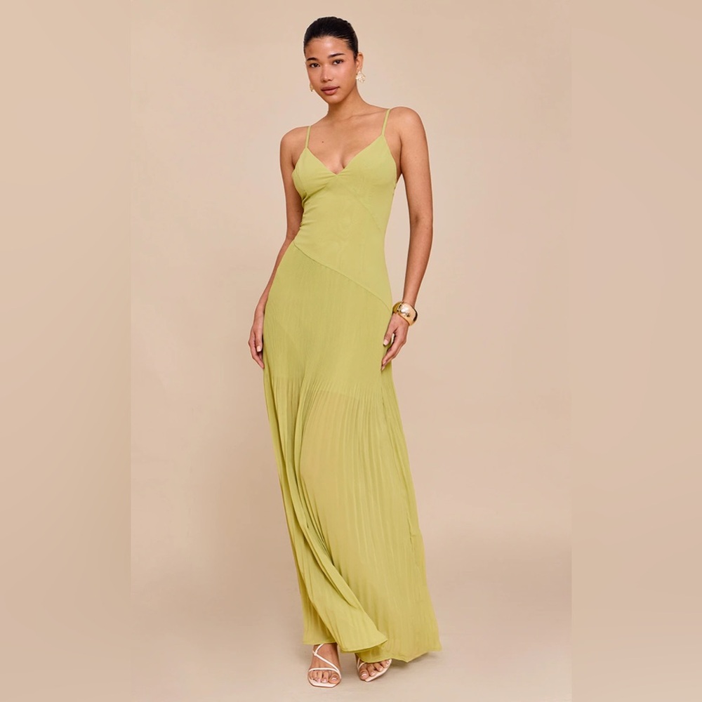 LIME WOVEN PLEATED HEM DETAIL SPAGHETTI MAXI DRESS pretty little thing